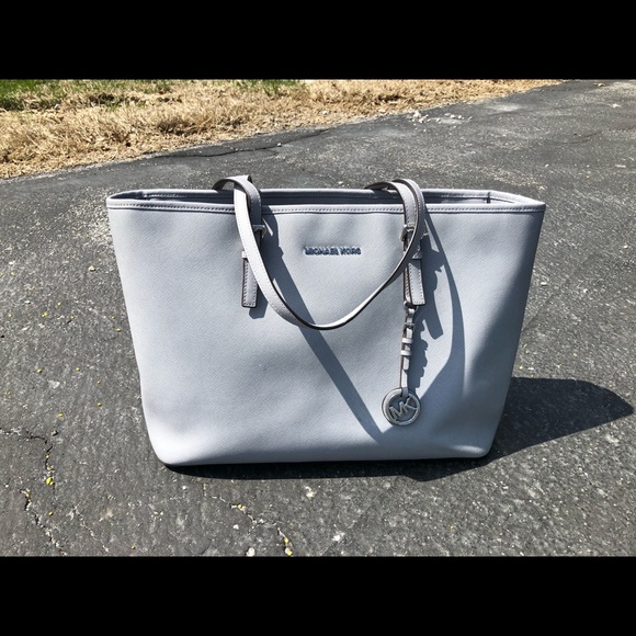 Michael Kors Tote - Picture 1 of 1